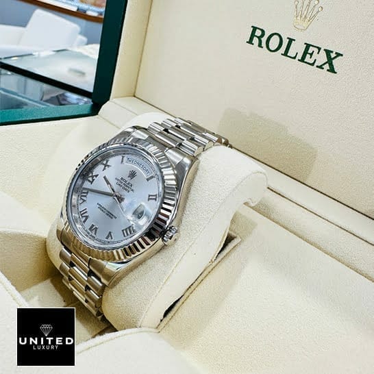 Rolex Day-date II 218239 roman white 41 replica inside the box