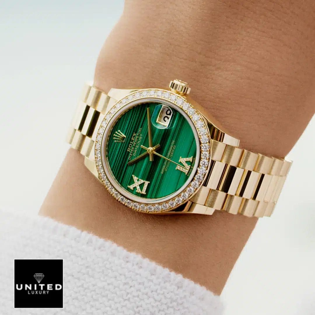 Rolex datejust gold green dial roman diamond bezel replica above the wrist