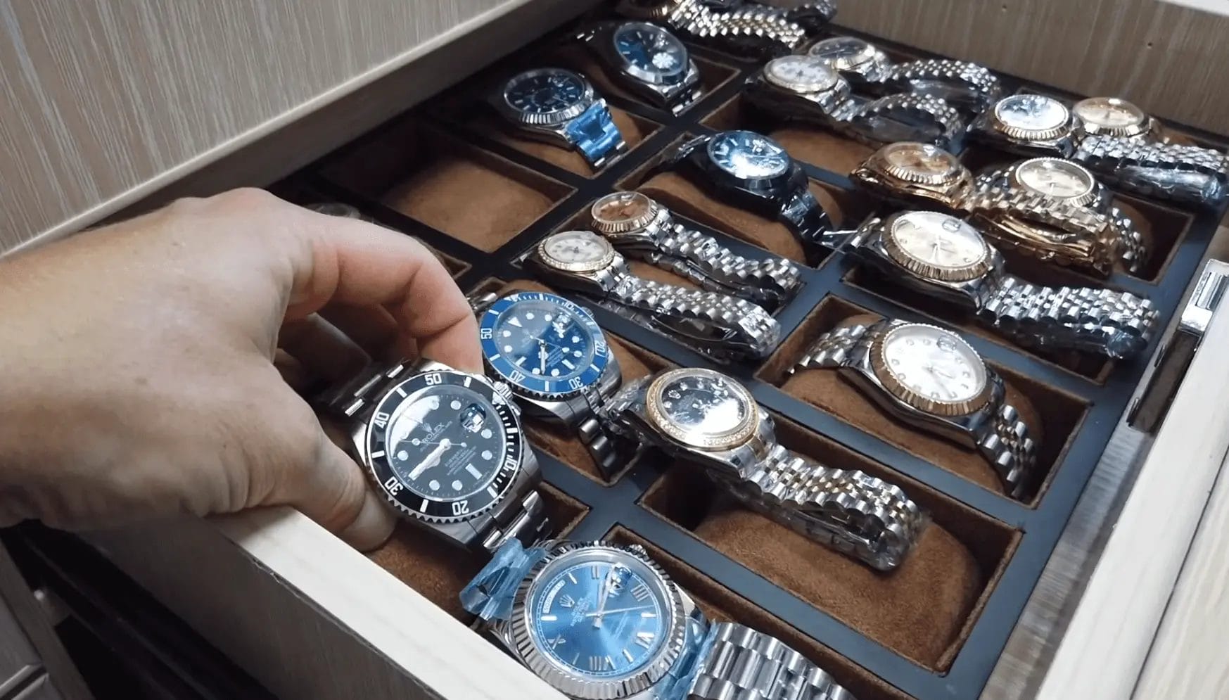 replica watches in the watch box