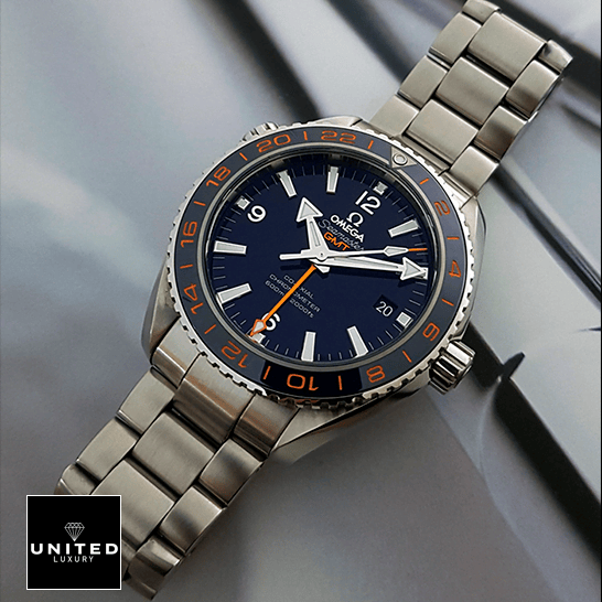 Omega Seamaster Blue Dial Oyster Steel Replica grey background