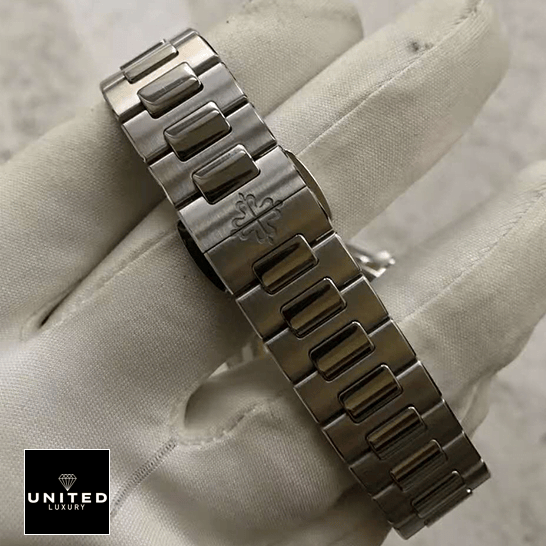 Patek Philippe Nautilus Stainless Steel Bracelet Replica closed clasp on the hand