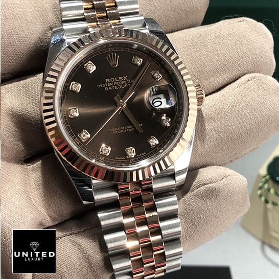 Rolex Datejust 126331 Rose Gold Chocolate Diamond Dİal Replica on the hand