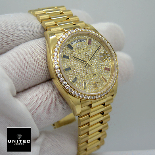 rolex_day_date_yellow_gold_with_pave_diamond_dial_sapphire_128348RBR_0030_replica_yellow_gold_unitedluxurynet